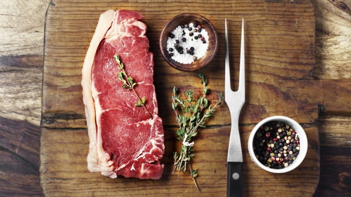 Choosing the Best Cut of Beef for a Steakhouse-Like Steak Experience